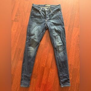 Women's Blue Jeans
